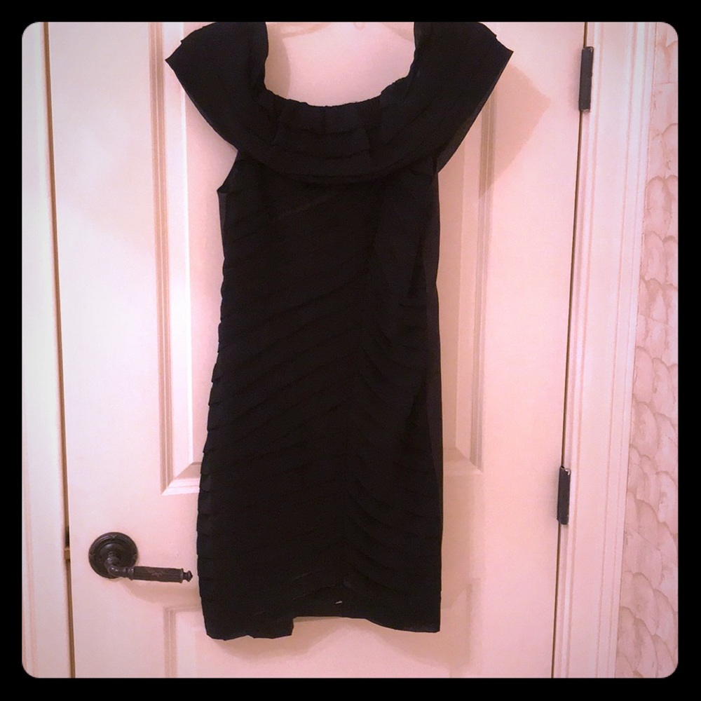 Black cocktail dress size small